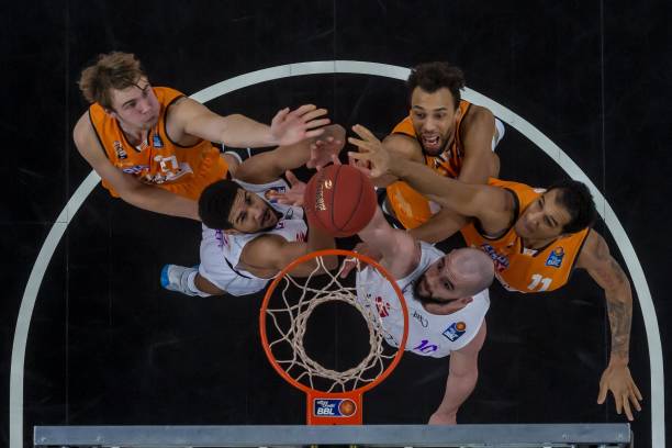 队的税后高 队的税后高