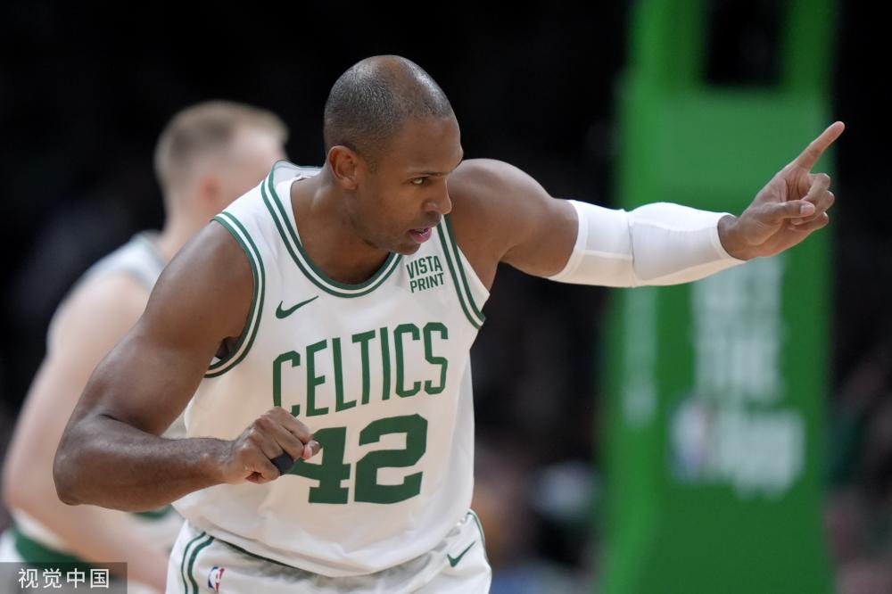 禁区弧附近 禁区弧附近